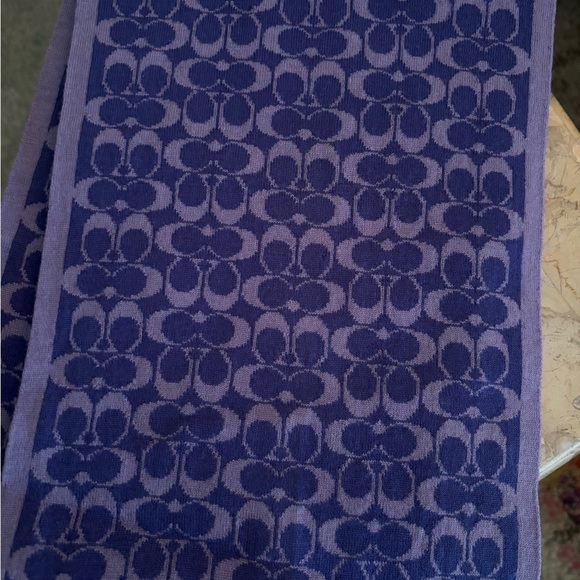 Coach Women's Signature C Logo Wool Scarf - Picture 6 of 7